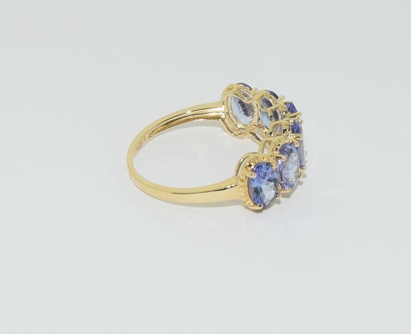 A 9ct Tanzanite 6 stone ring, Size L. - Image 2 of 5