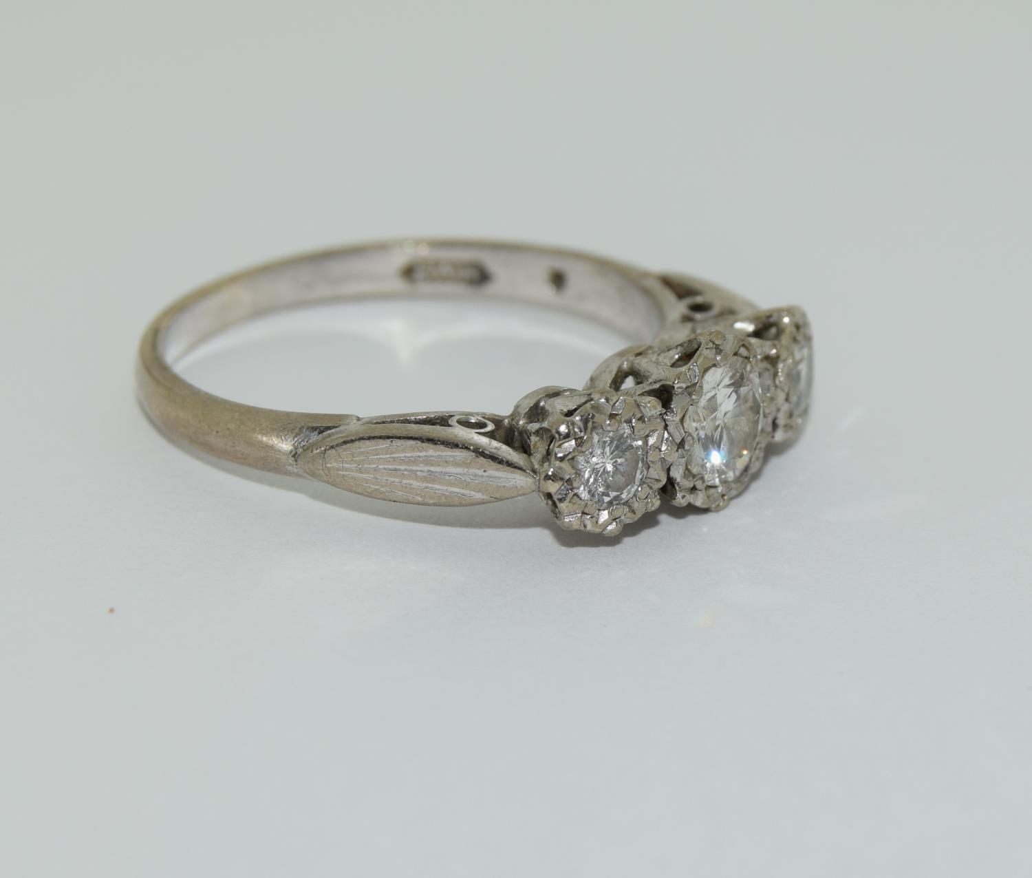 18ct white gold ladies three stone diamond ring, 80 points approx. - Image 5 of 6