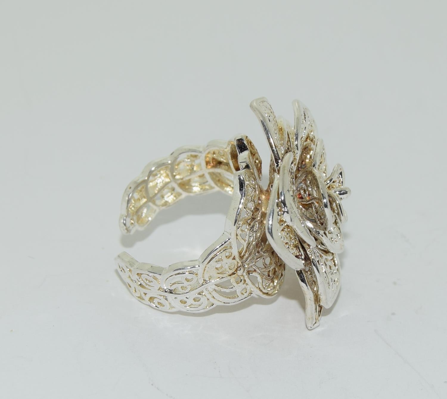 925 Silver Floral Bracelet and matching ring. - Image 2 of 4