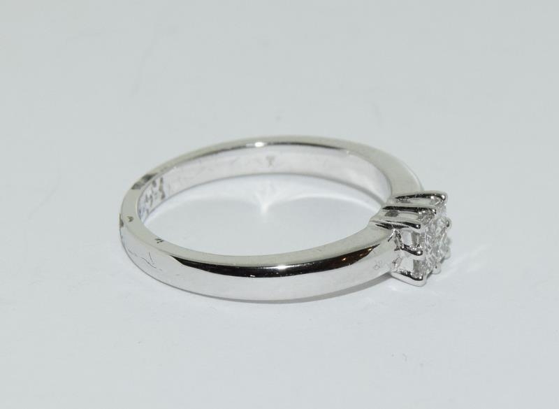 An 18ct white gold princess cut diamond ring. - Image 2 of 6