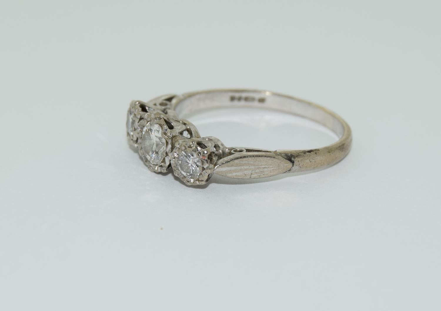 18ct white gold ladies three stone diamond ring, 80 points approx. - Image 4 of 6