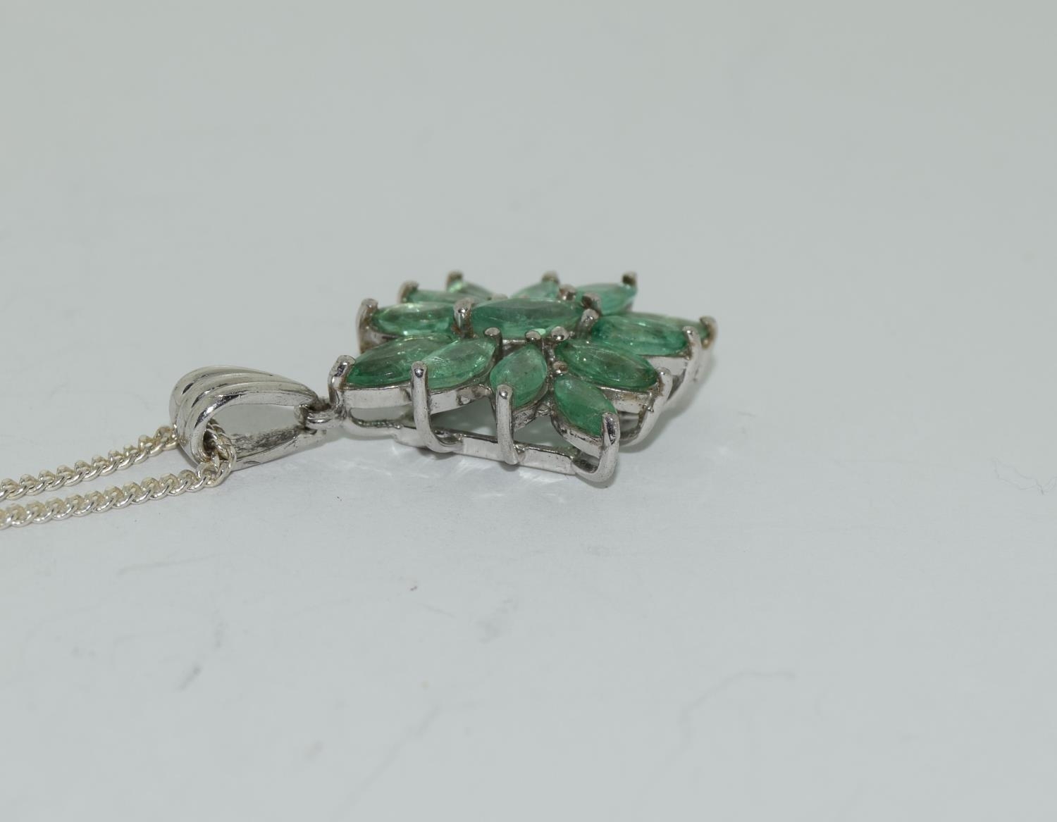 Emerald 925 Silver starburst pendant. - Image 2 of 3