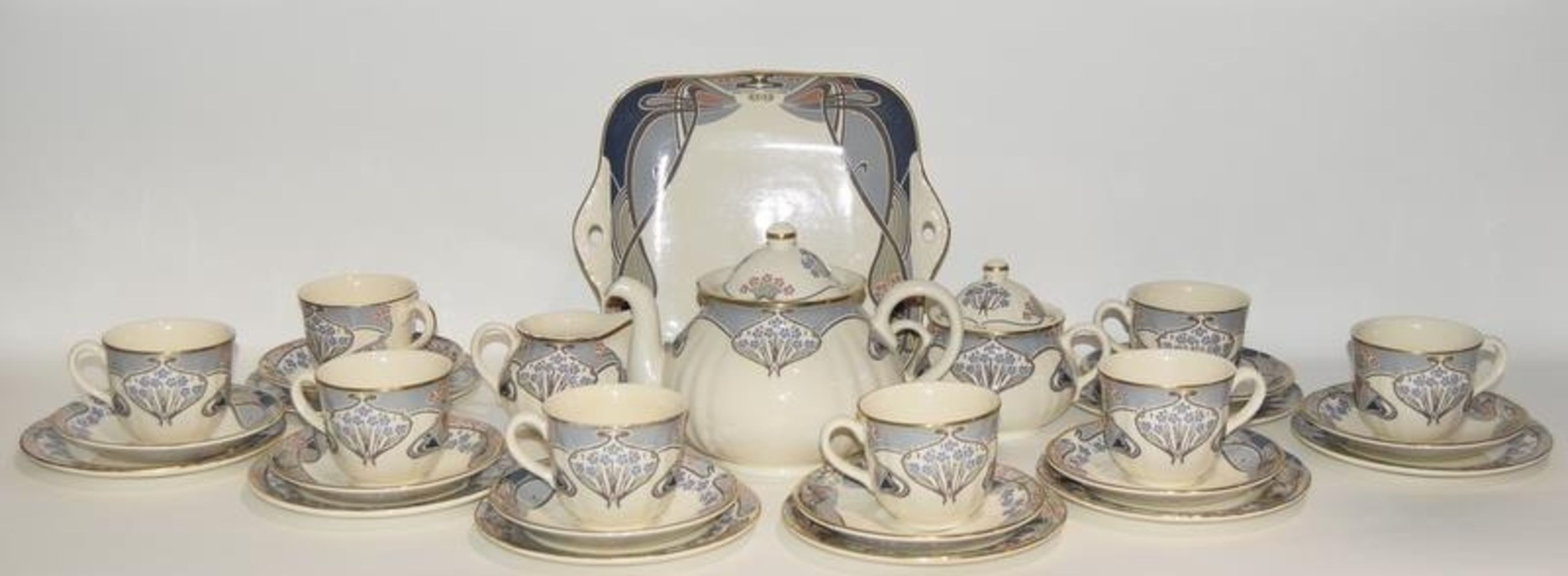 Decorative Arts including Poole Pottery, Moorcroft, Lladro and Glassware