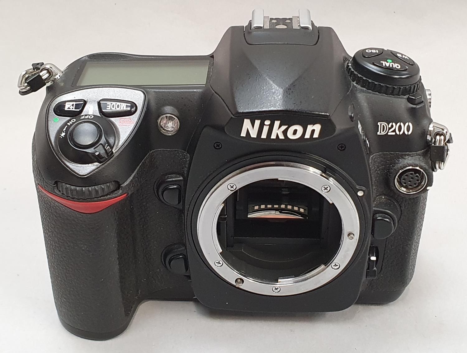 Nikon D200 camera body