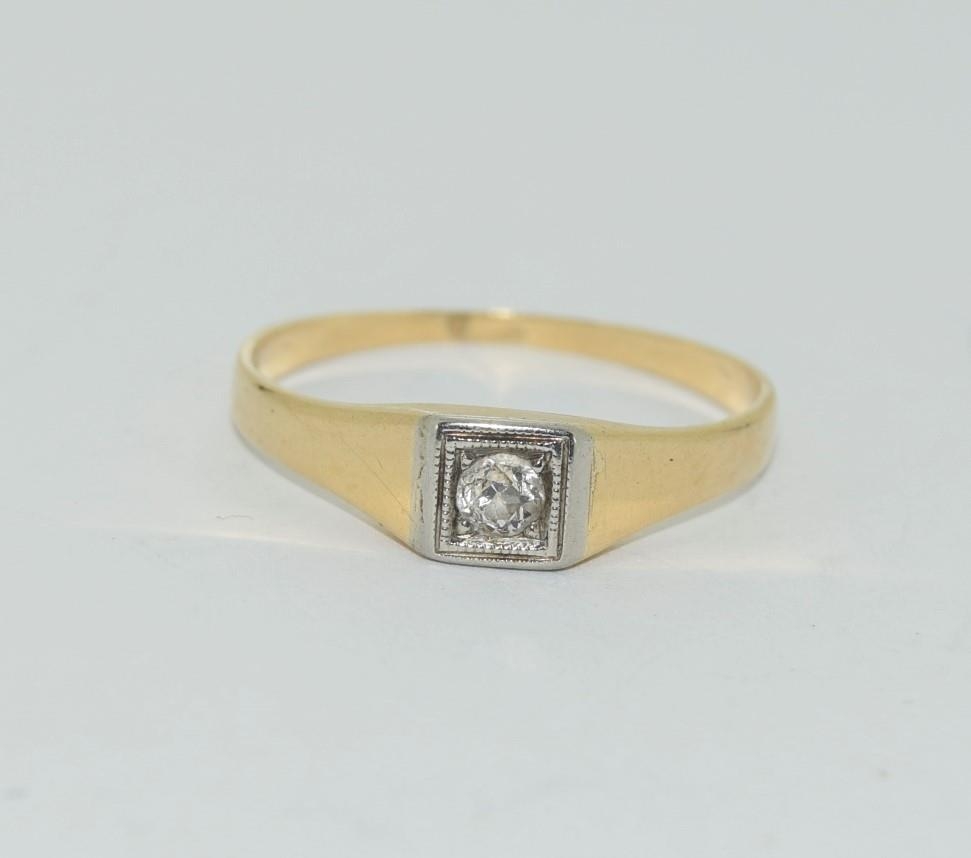 14ct gold and diamond solitaire ring, Size M. - Image 4 of 4