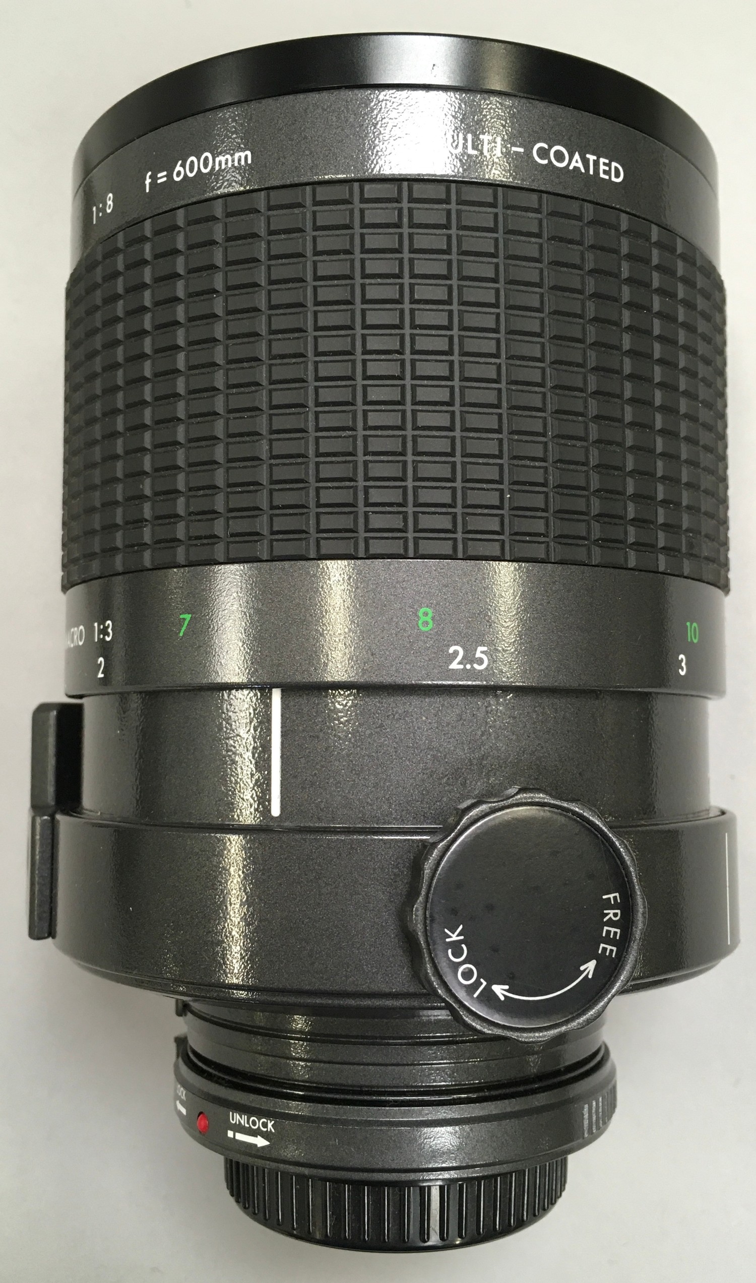 Sigma Macro 1:3 mirror telephoto lens with filters and carry case - Image 4 of 5