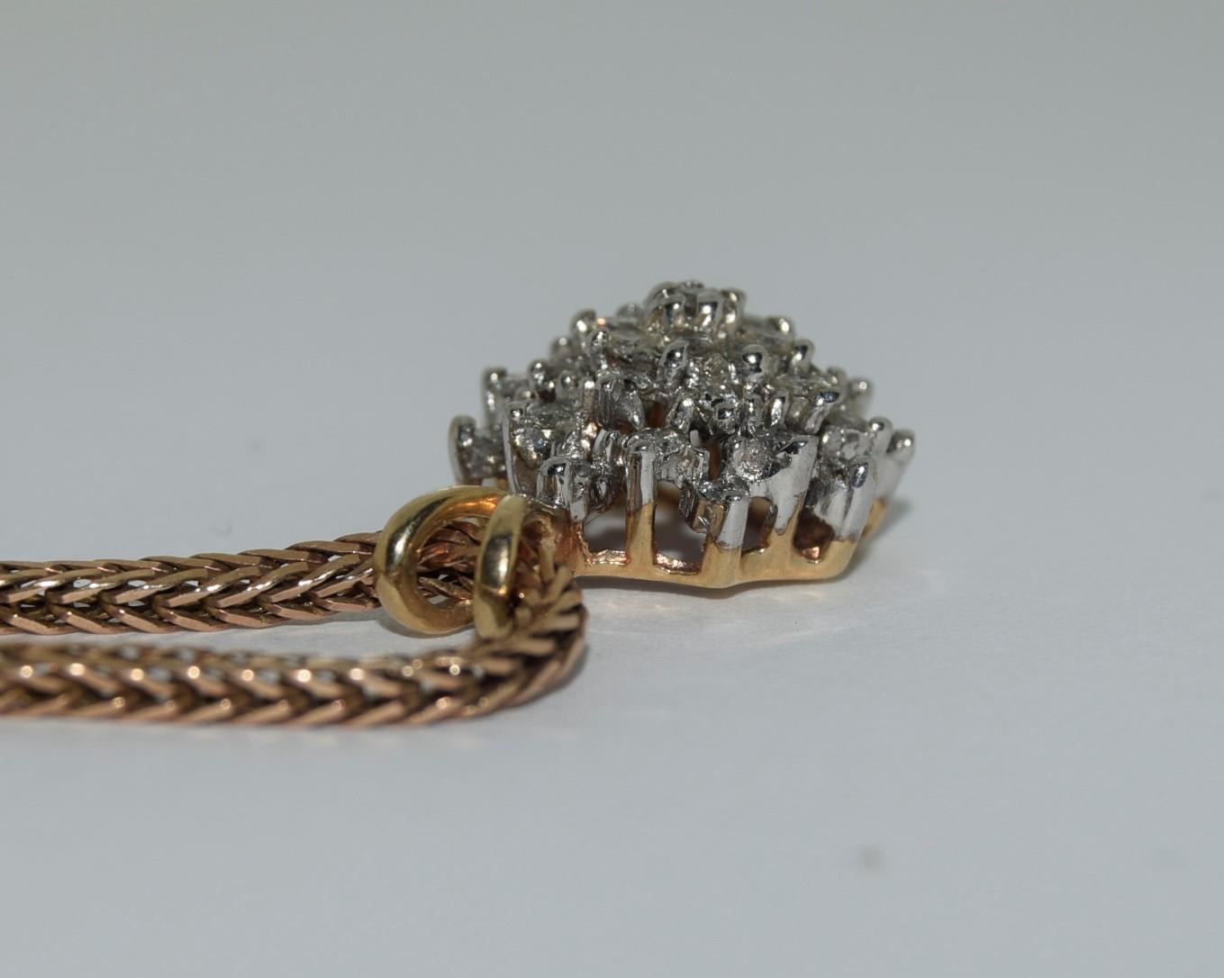 Ladies diamond pendant set with 0.53ct hallmarked on heavy 9ct gold box chain - Image 3 of 6