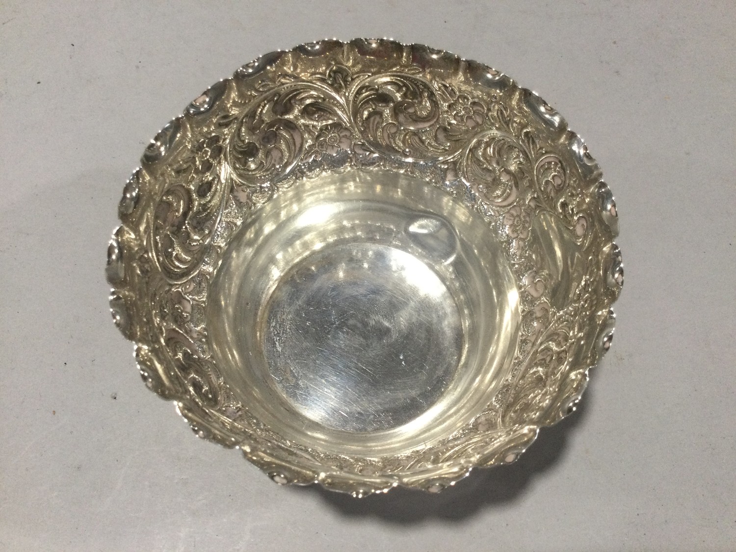 Silver hallmarked embossed bowl with fluted rim weight 170g. - Image 4 of 4