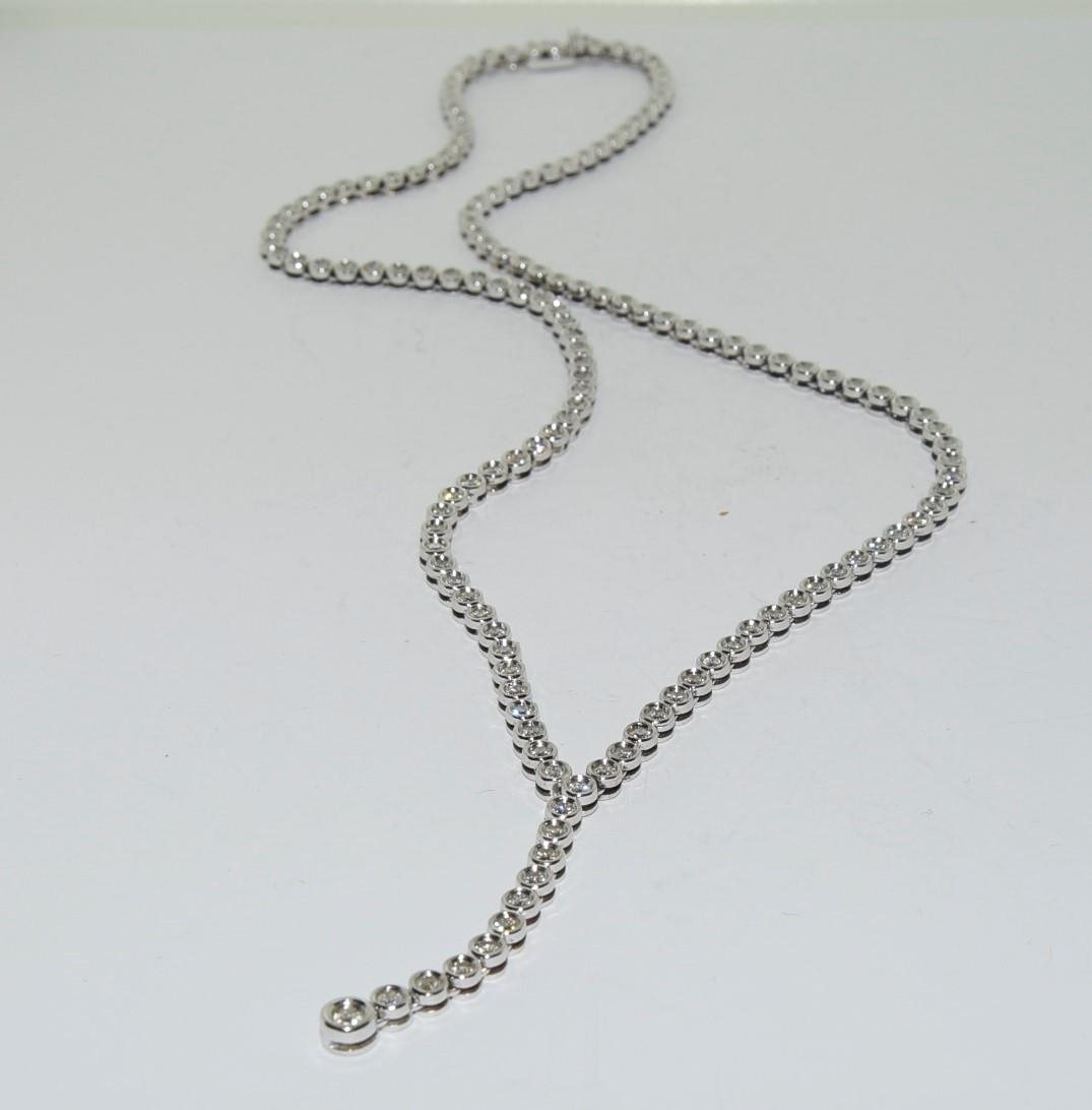 18ct white gold diamond Riveria style necklace made up of 31 brilliant cut diamonds 2ct approx - Image 2 of 7