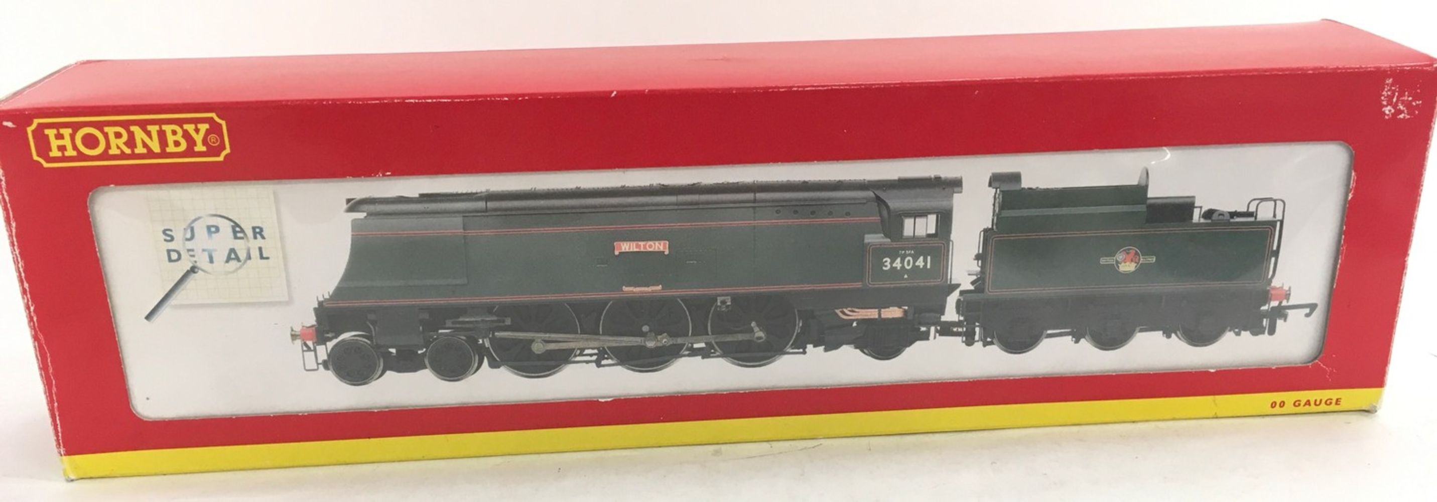 Collectable Toys and Model Railway Auction to include a collection of Dinky, Corgi and Matchbox models.