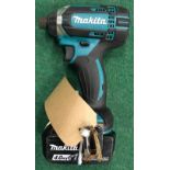 Makita drill with battery (ref 71)