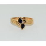18ct gold ladies sapphire twist ring size Q ref WP21