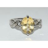 A 925 silver ring with yellow stone to centre, Size N (ref DR2)