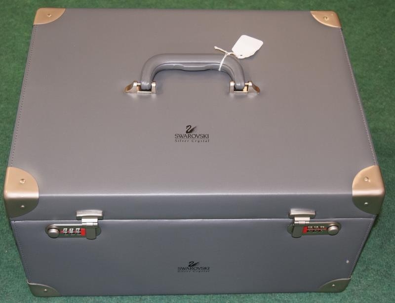 Swarovski Crystal The Wild Horses limited edition 2001 comes in custom made Grey Padded box with - Image 6 of 6