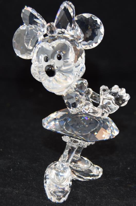 Swarovski Crystal Disney Minnie Mouse from the Disney Showcase, code 687346 retired, boxed with
