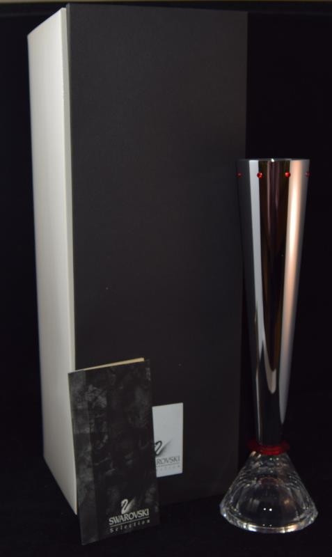 Swarovski Crystal Gemini vase, code 206210 retired, boxed with paperwork. - Image 2 of 2