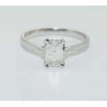 18ct white gold emerald cut diamond solitaire of approx 1ct size P