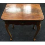 Victorian mahogany occasional table fitted with single drawer resting on cabriole legs 61x41x70cm