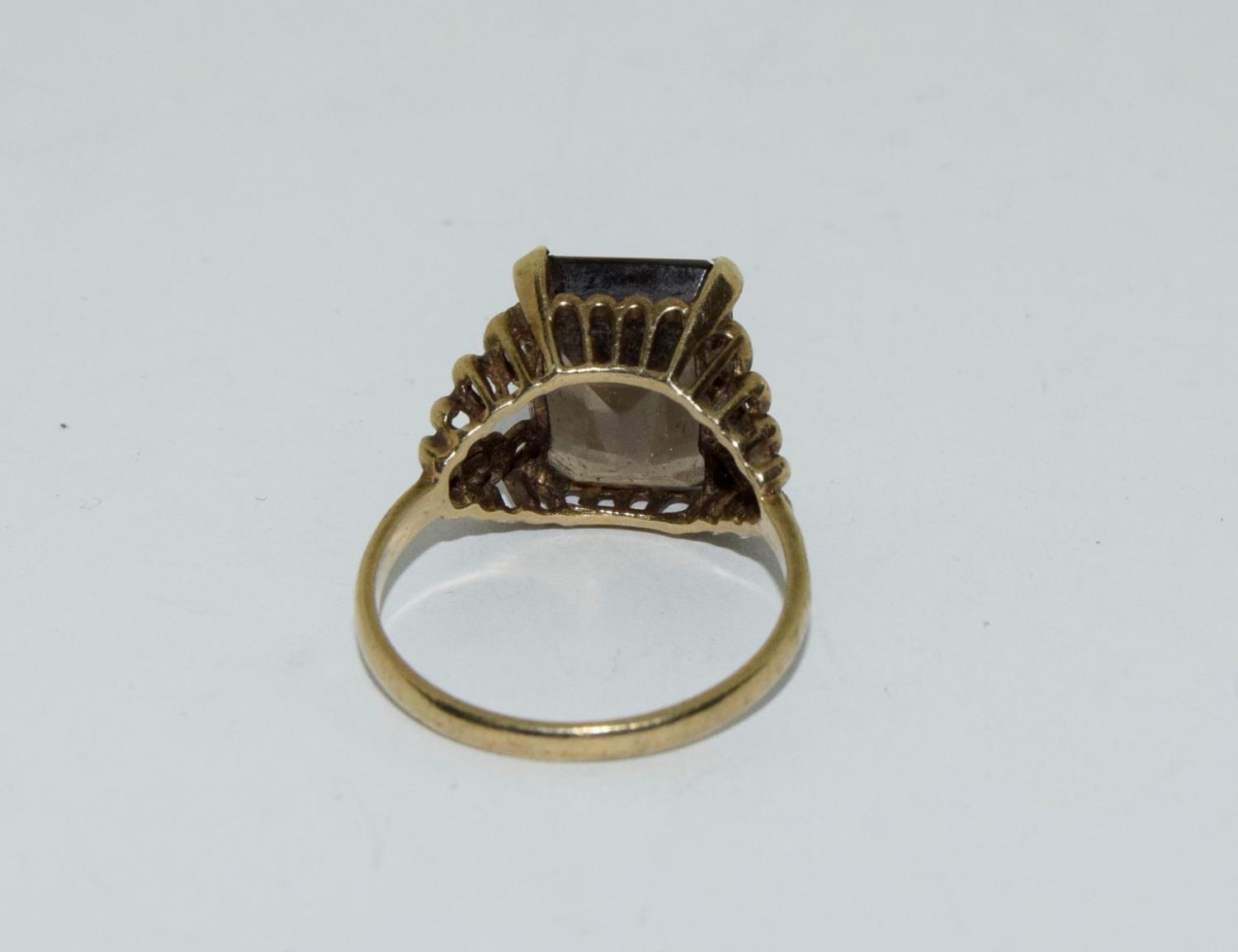 9ct gold ladies antique smokie quarts ring size Q - Image 3 of 6