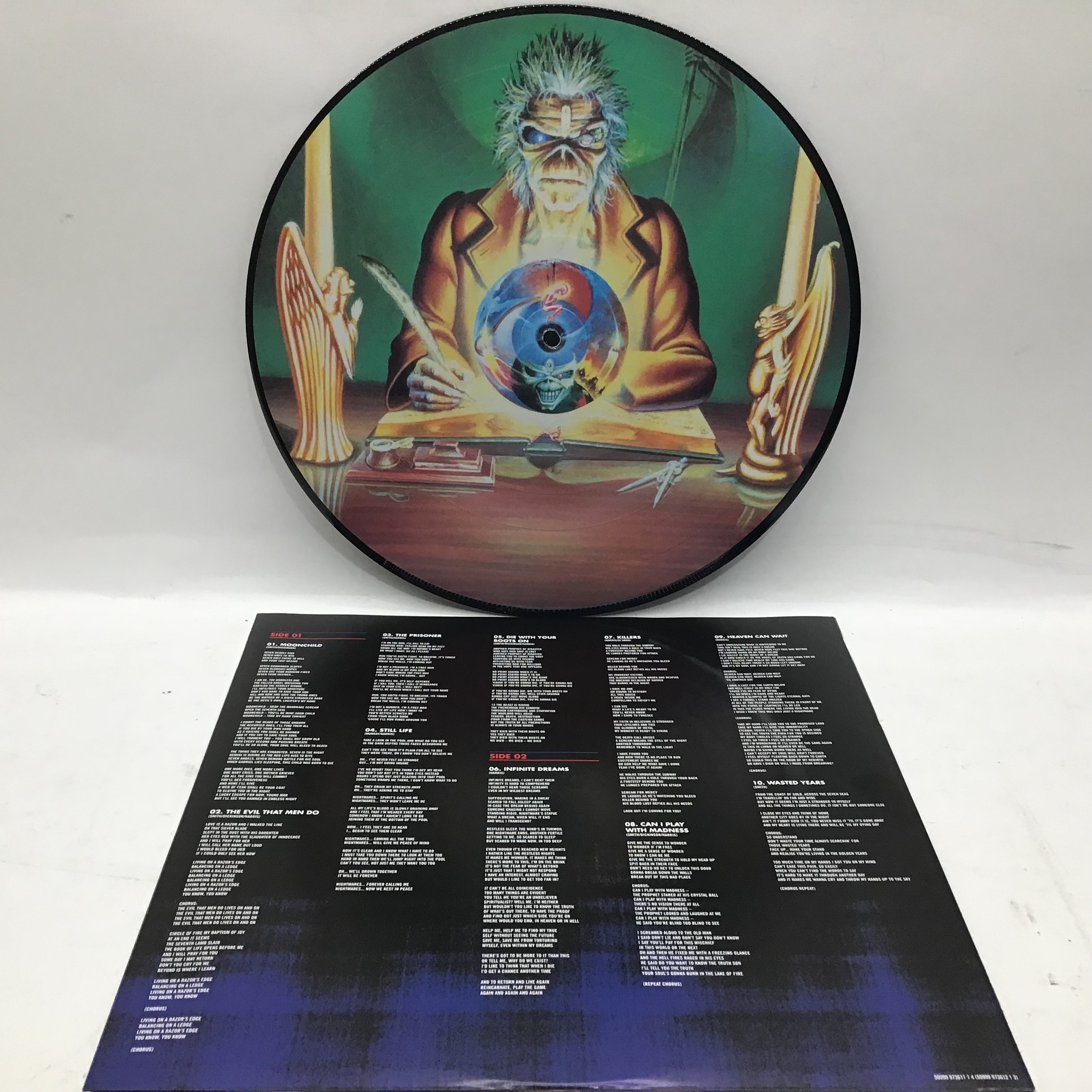 Iron Maiden - Maiden England '88 Live (Double Picture Disc Vinyl Record). Live concert recorded at - Image 5 of 6