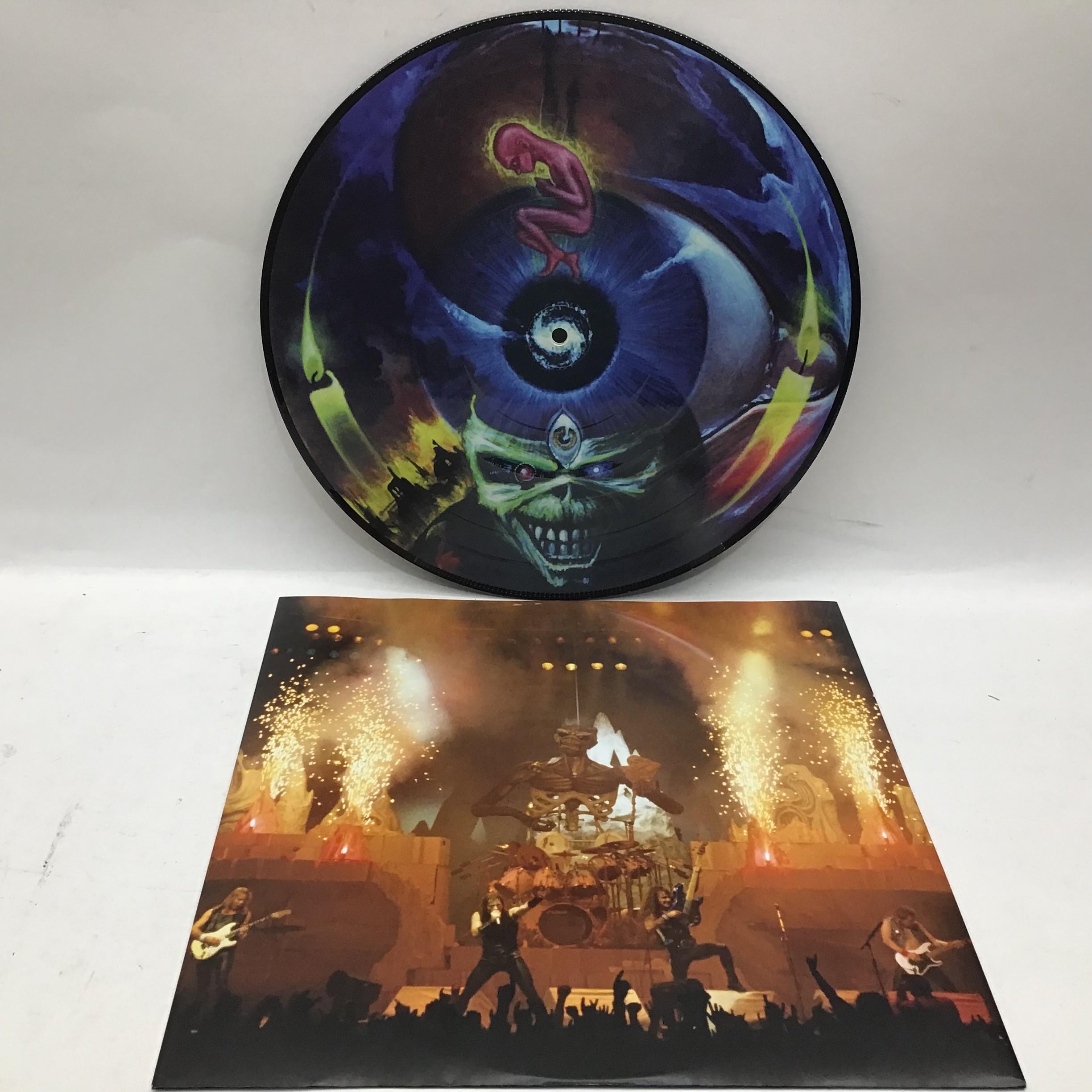 Iron Maiden - Maiden England '88 Live (Double Picture Disc Vinyl Record). Live concert recorded at - Image 6 of 6