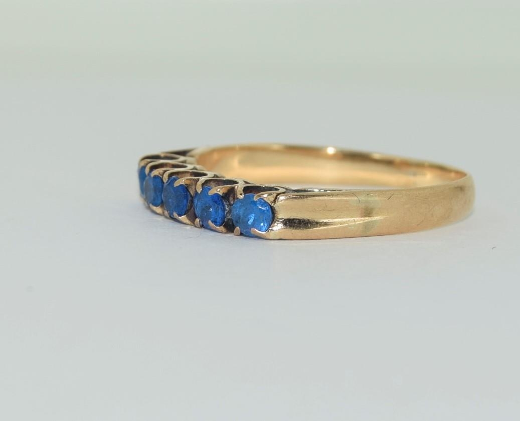 18ct gold ladies 5 stones blue topaz ring size O - Image 4 of 6