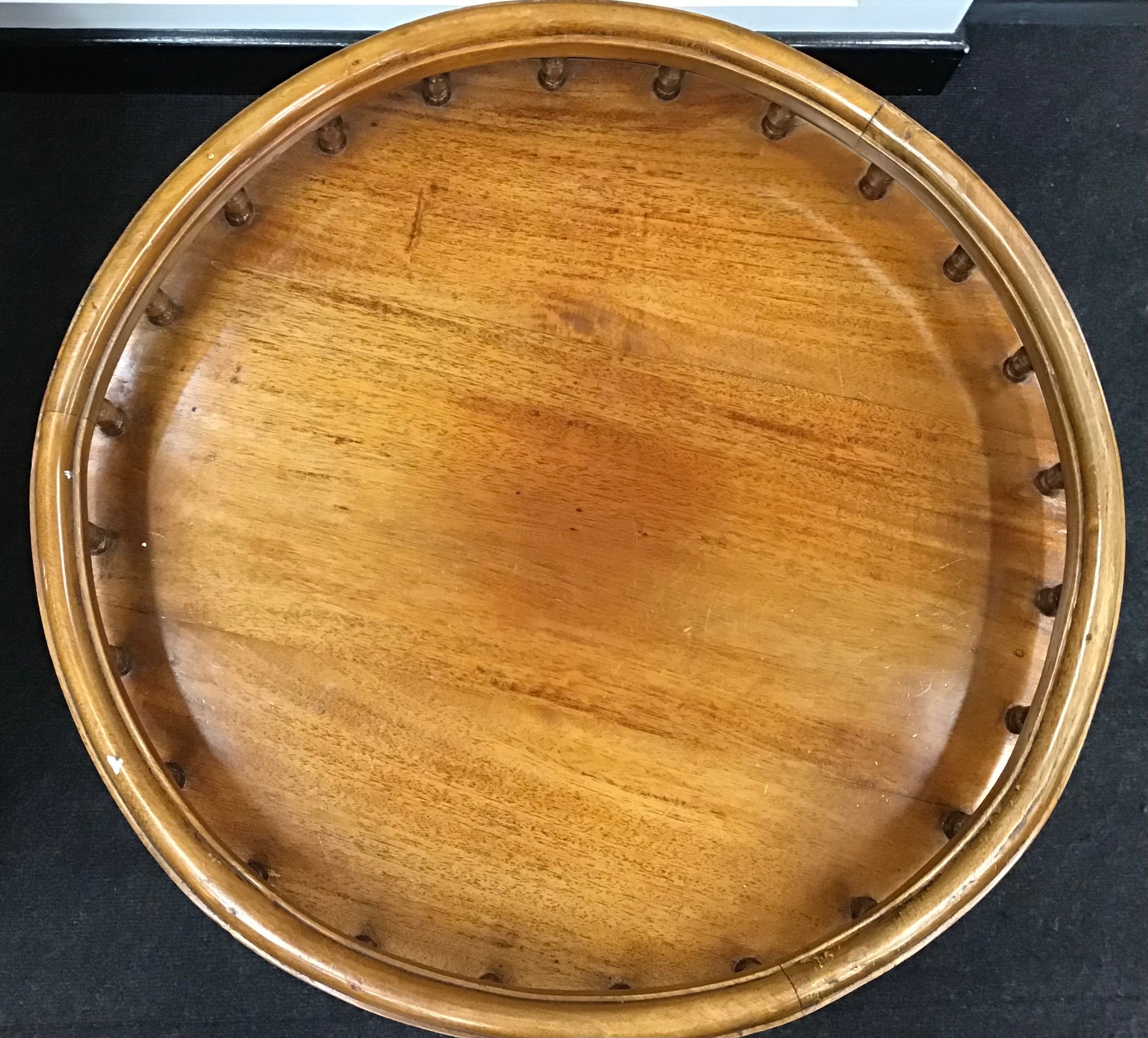 Round gallery tray top table on carved tripod support set with ball and claw feet 65x45cm - Image 2 of 5