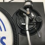 TECHNICS SL1210MK2 DJ TURNTABLE. This turntable powers up fine and works fine but there is no