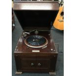 Vintage oak cased gramophone circa 1920's 44x55x45cm.