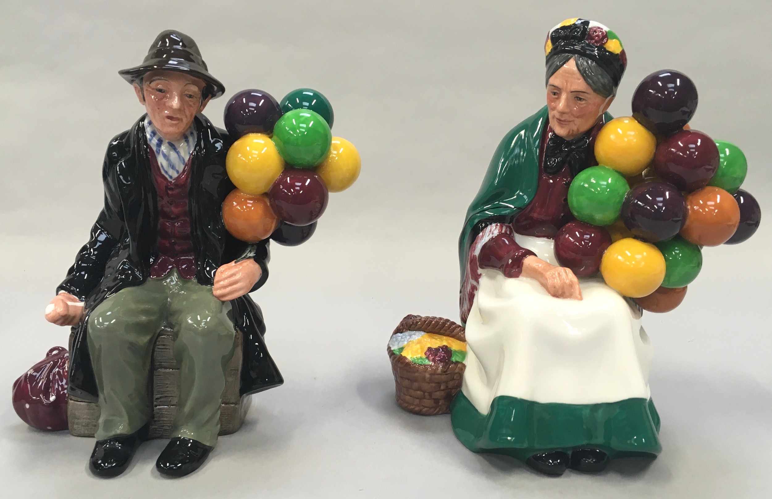 Royal Doulton Figurine The Old Balloon seller HN1315 together with The Balloon Man HN1954, Boxed - Image 2 of 6