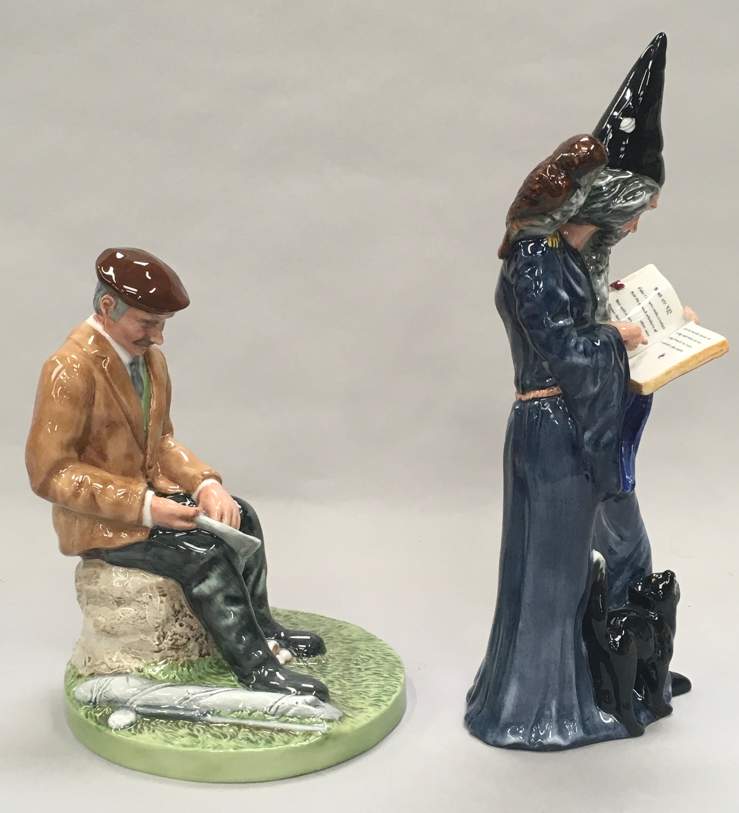 Royal Doulton figurine The Wizard HN2877 together with The Fisherman HN4511, Boxed - Image 5 of 6