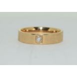 9ct gold mans diamond set sygnet/wedding band ring size S