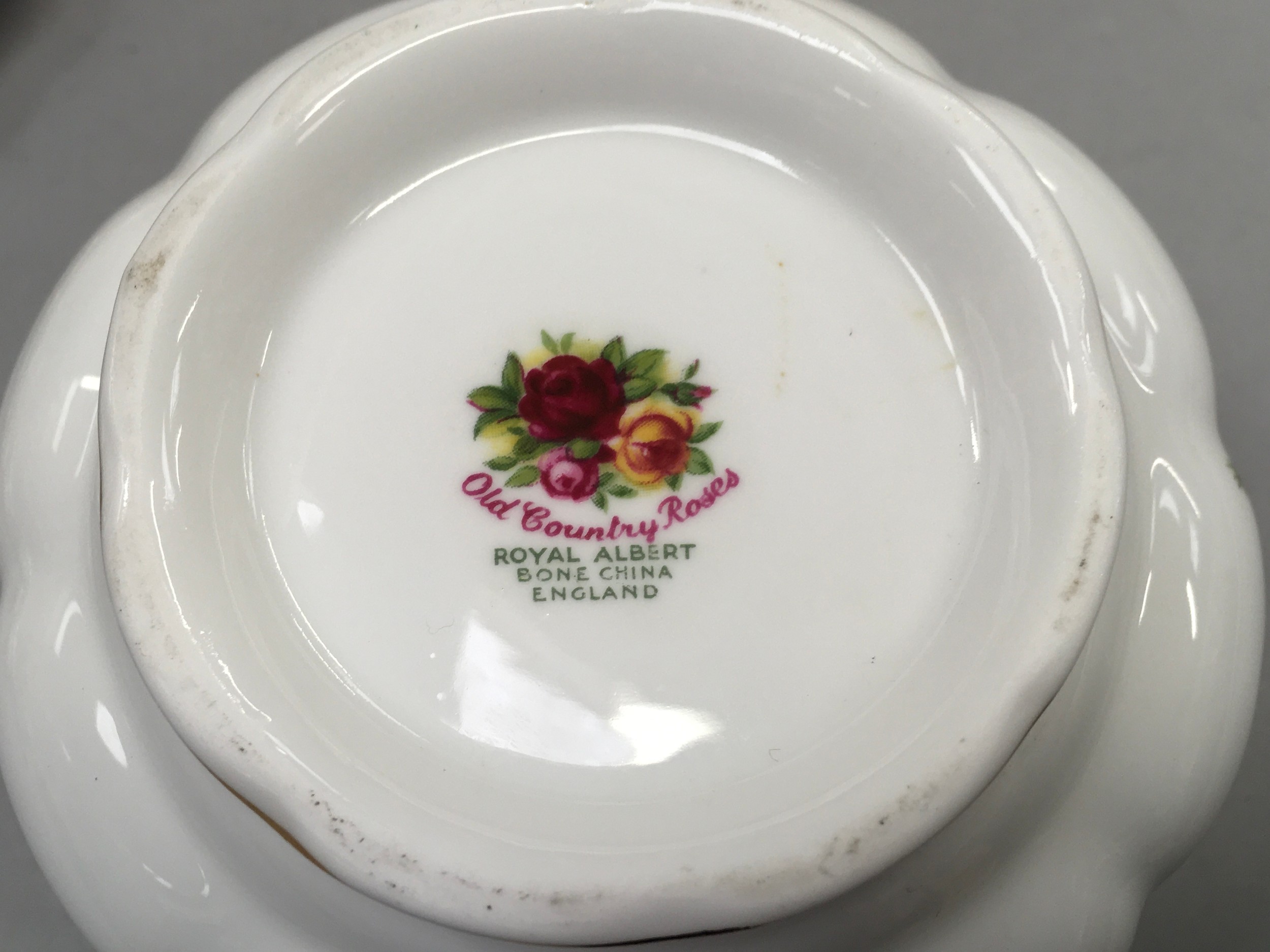 Royal Albert "Old Country Roses" seven place tea and sandwich set. 40 pieces in total. Unused and - Image 5 of 6