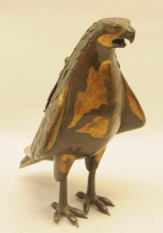 Unusual brass figure of a hawk standing 11" tall. It has a hinged cover on its back to enable it - Image 2 of 5