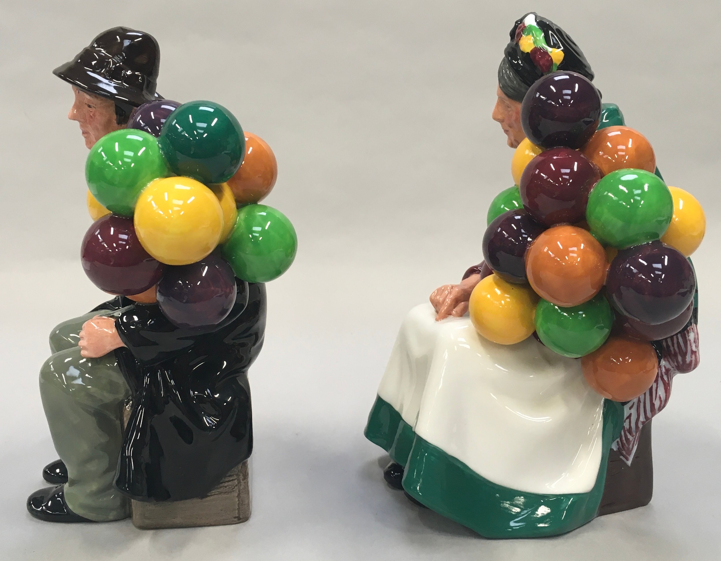 Royal Doulton Figurine The Old Balloon seller HN1315 together with The Balloon Man HN1954, Boxed - Image 3 of 6