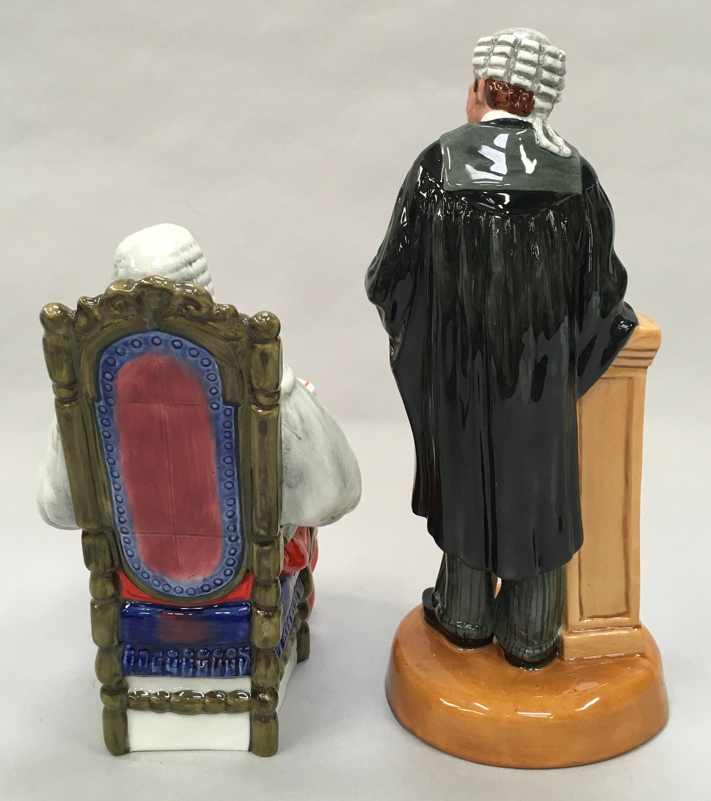 Royal Doulton Figurine The Lawyer HN3041 together with The Judge HN2443, boxed - Image 4 of 6