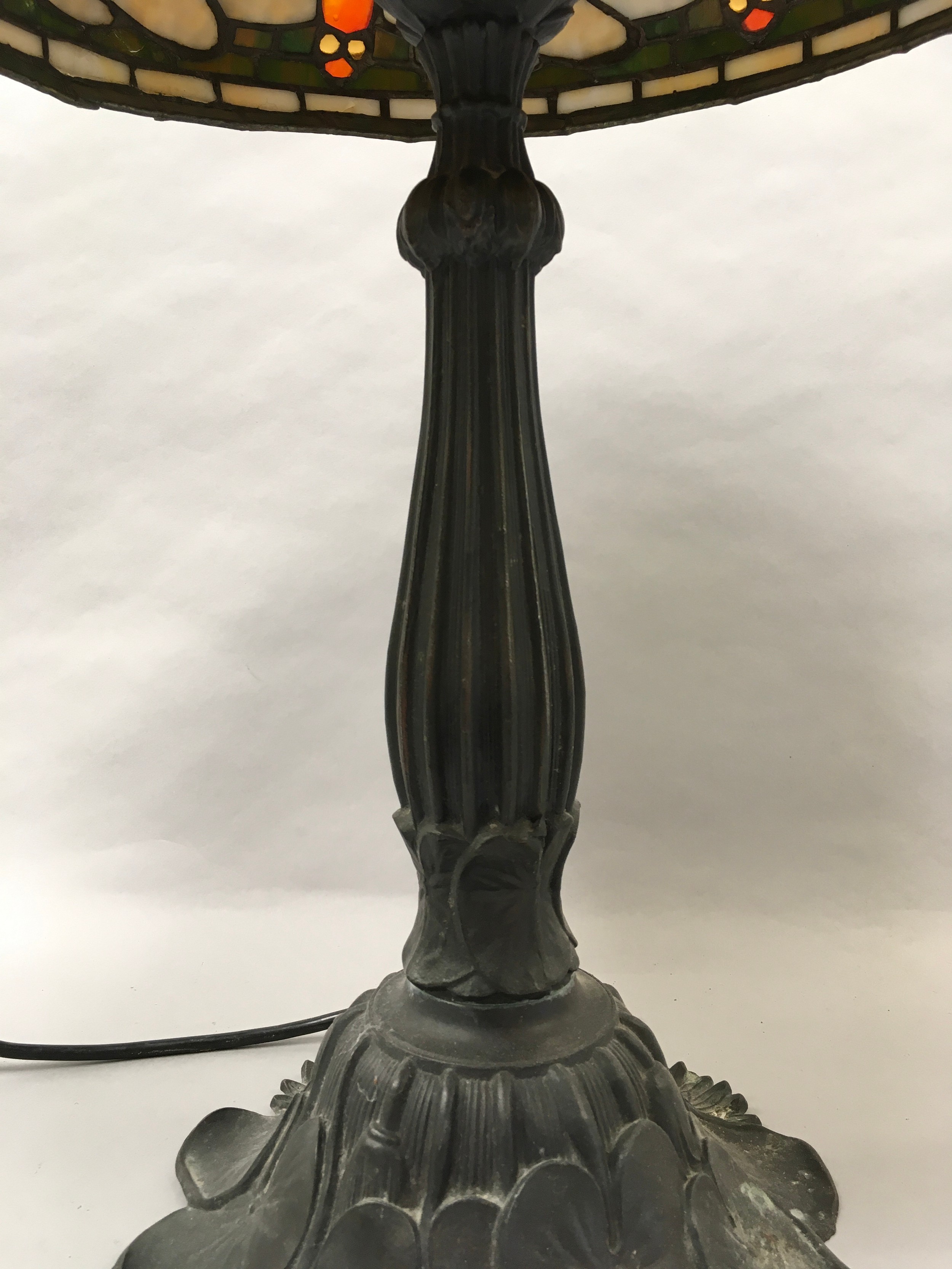 Tiffany style electric table lamp 70x40cm - Image 5 of 6