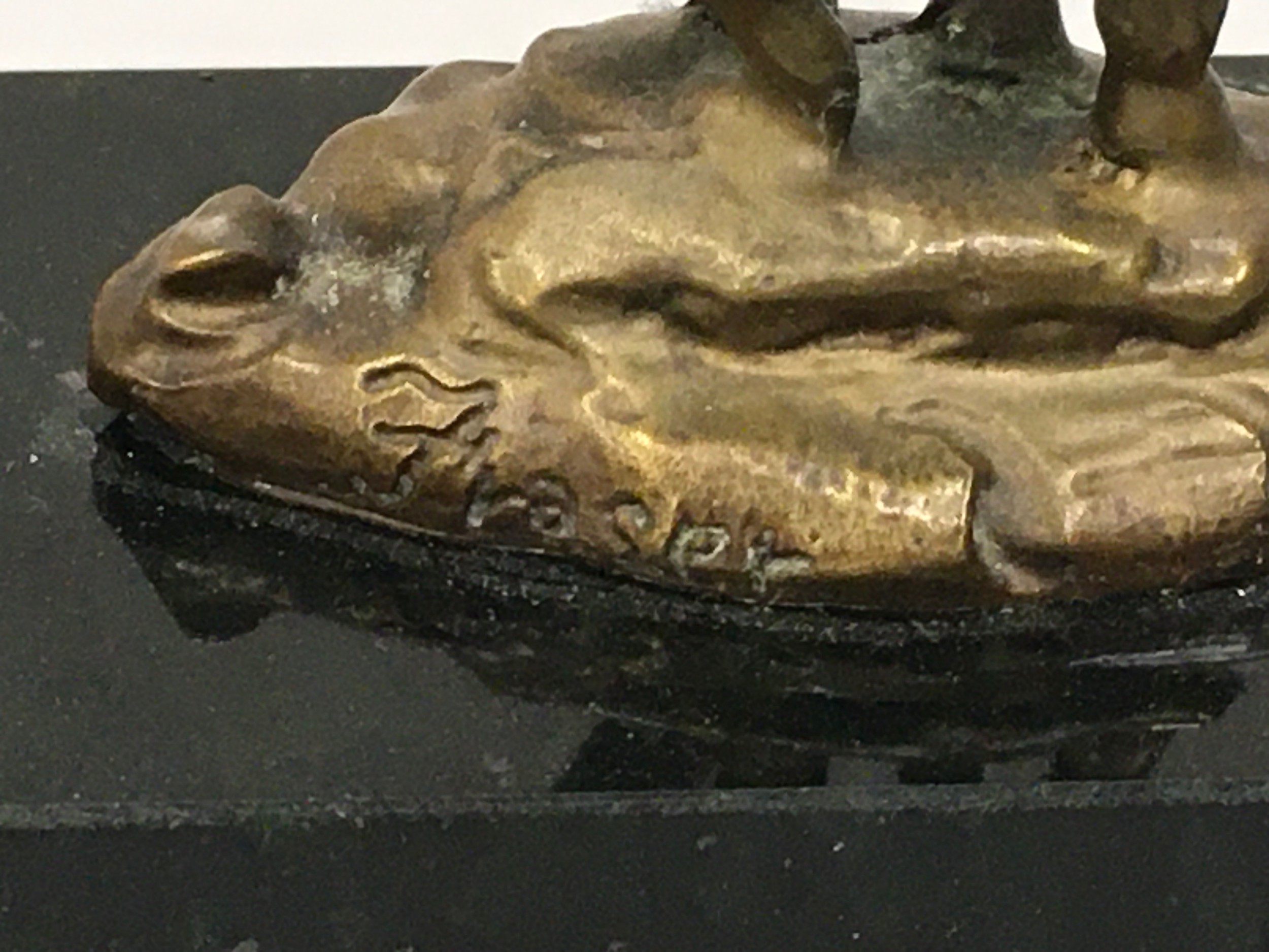 Bronze figure on marble base "End of the Trail" signed "Fraser" 12cm tall including base. - Image 5 of 5