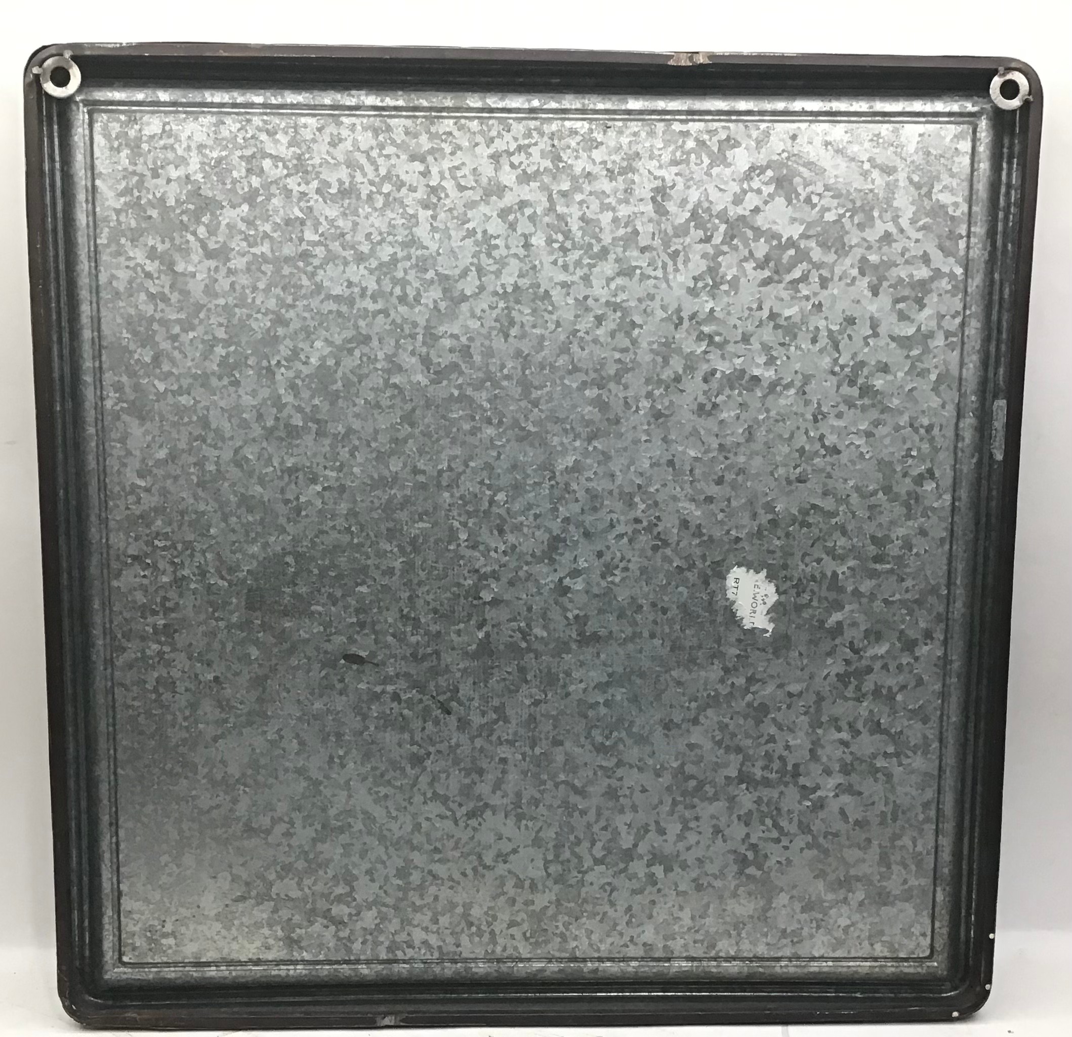 Galvanized metal mirror marked Mamod 65x65cm - Image 4 of 4
