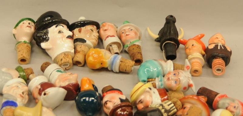 Collection of novelty bottle stoppers - Image 2 of 3