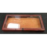 A large table top display case. 85x45x10cm