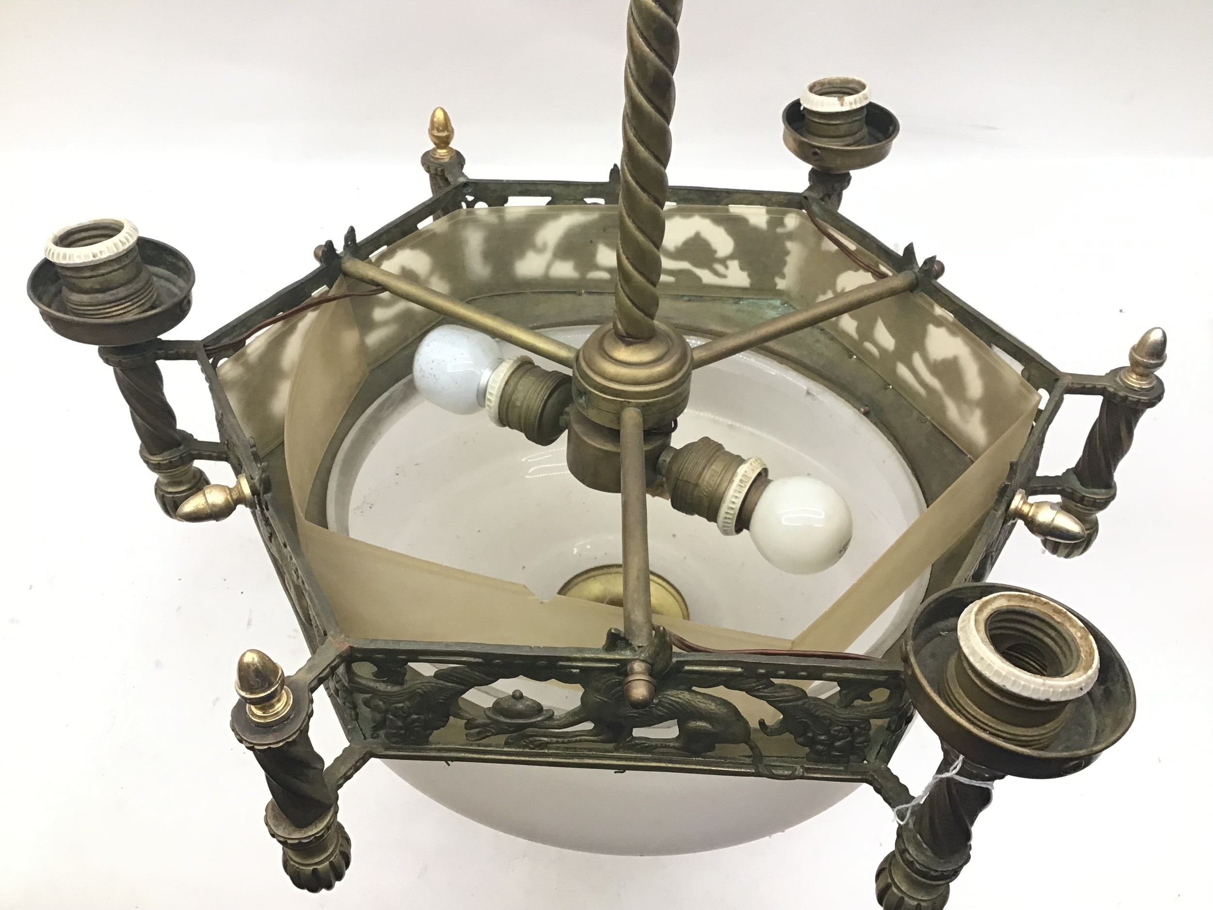 Brass mounted ornate ceiling center light with frosted bowl - Image 2 of 5