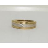 9ct twin colour gold diamond sygnet/band ring size Q