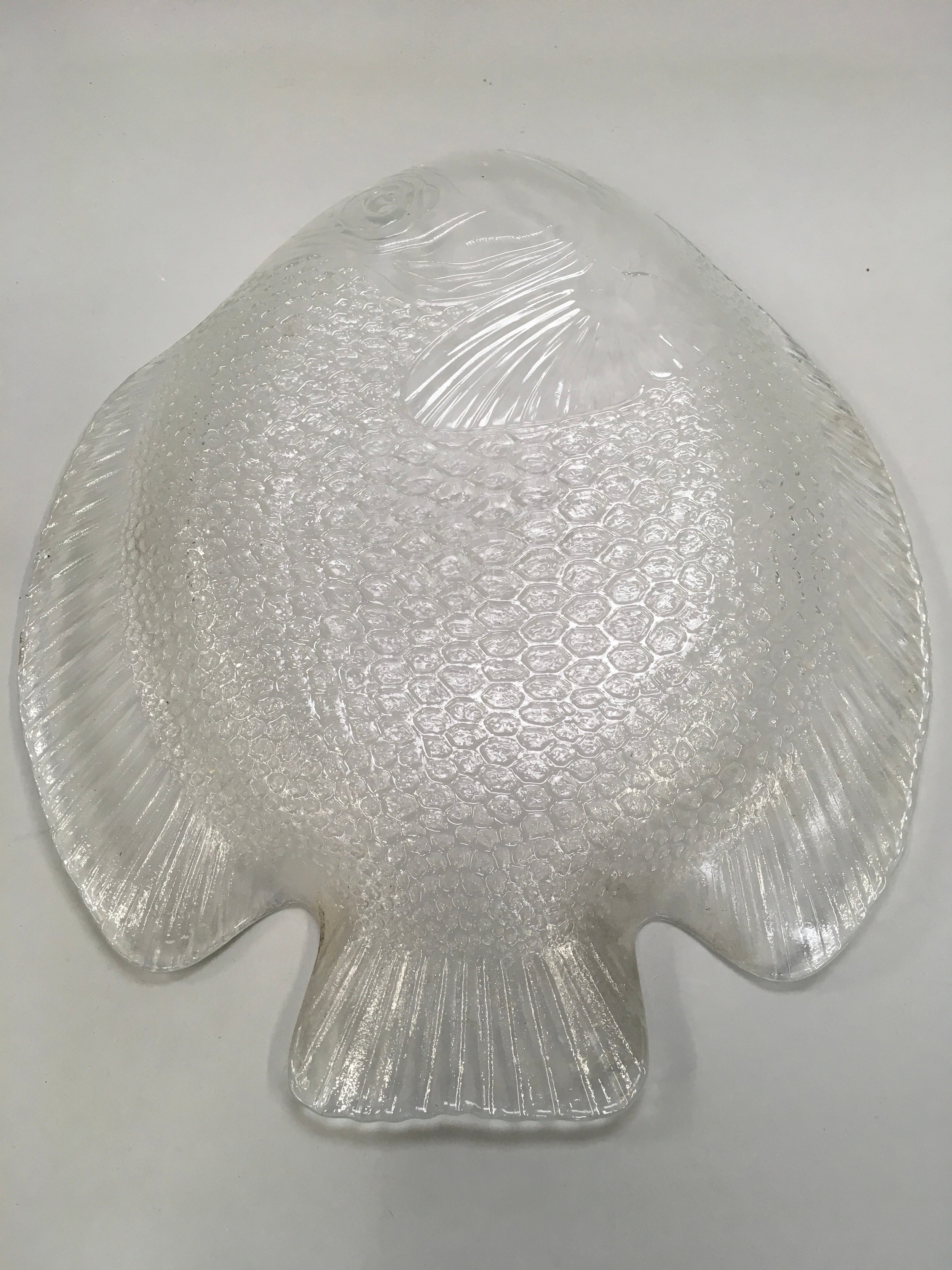 Large enamel glass fish platter together a clear fish platter - Image 5 of 5