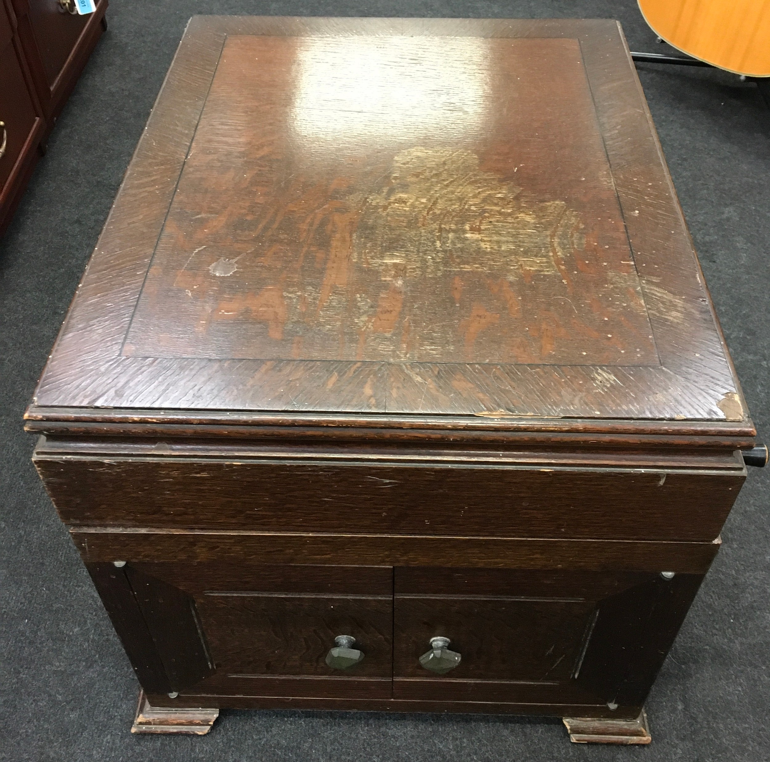 Vintage oak cased gramophone circa 1920's 44x55x45cm. - Image 4 of 5