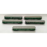 5 OO Gauge Southern Region green coaches.