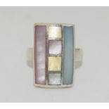 A panelled silver 925 silver ring. Size M