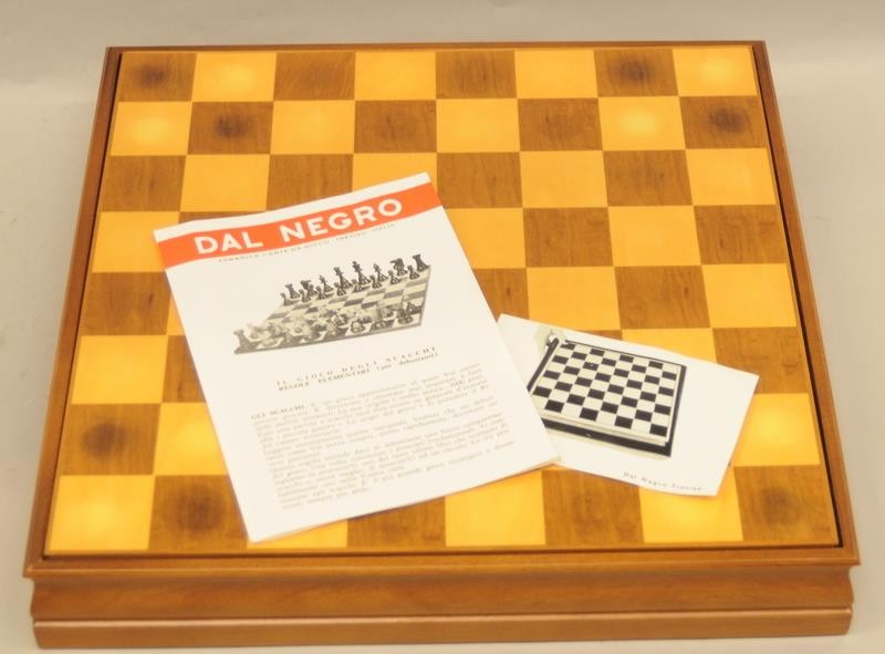Quality wooden chess set and board by Dal Negro of Italy - Image 4 of 4