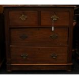 Oak chest of drawers. 2 over 2 configuration. 85cm tall x 90cm wide x 46cm deep.