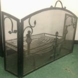 Cast iron fire grate 90x46cm and fire guard.